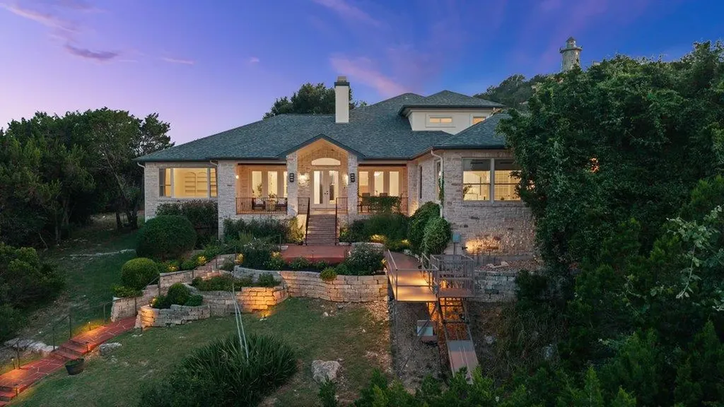 17312 Northlake Hills Drive Jonestown TX 78645
