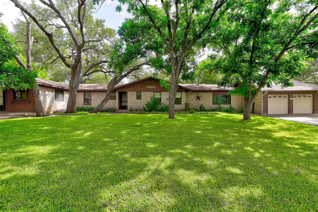 8606 Thunderbird Road Austin TX 78736