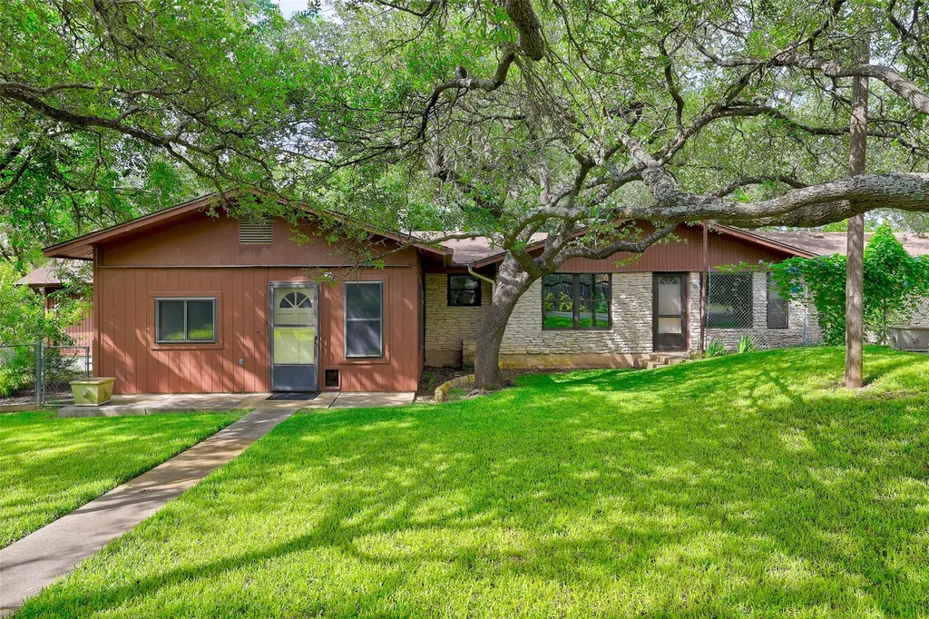 8606 Thunderbird Road Austin TX 78736