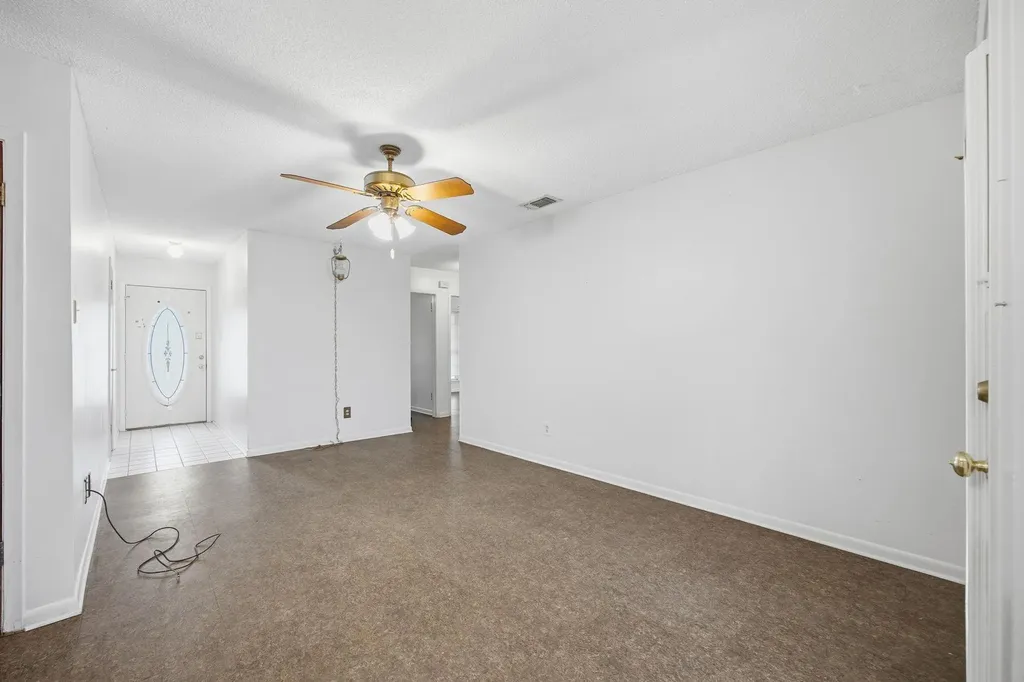 8516 Woodstone Drive Austin TX 78757