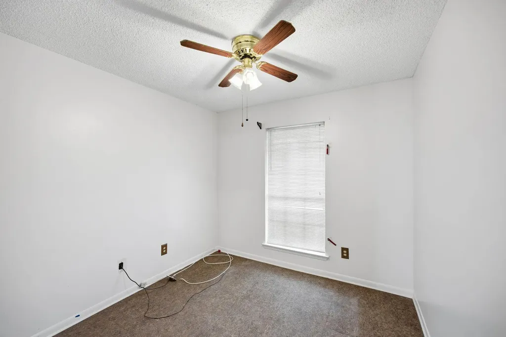 8516 Woodstone Drive Austin TX 78757