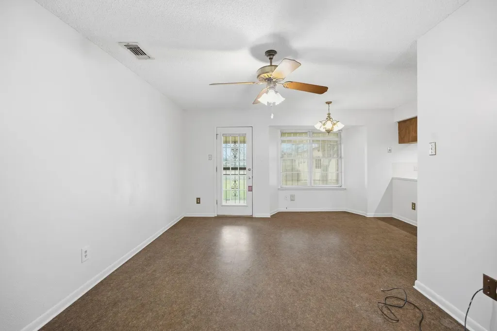 8516 Woodstone Drive Austin TX 78757