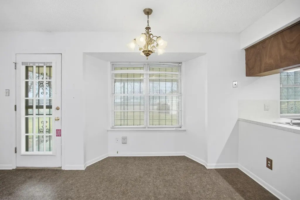 8516 Woodstone Drive Austin TX 78757