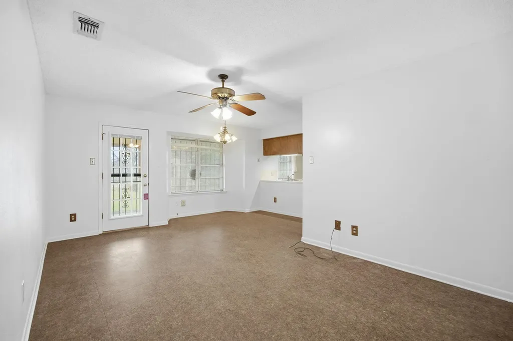 8516 Woodstone Drive Austin TX 78757
