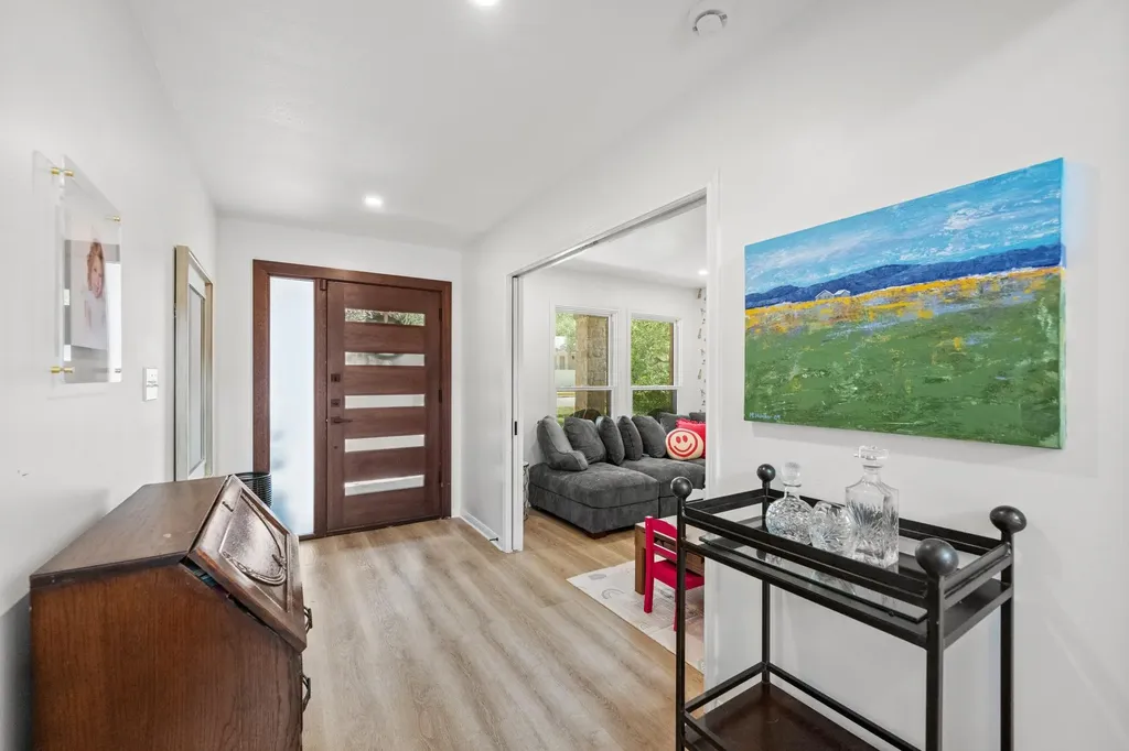 3106 Honey Tree Lane Austin TX 78746