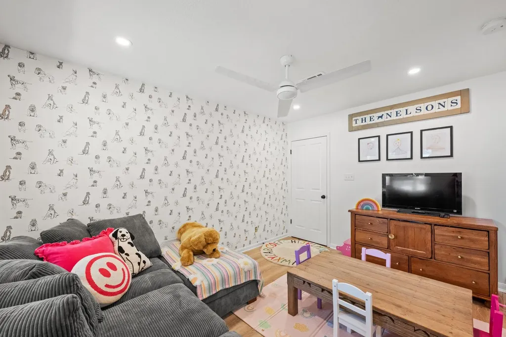 3106 Honey Tree Lane Austin TX 78746