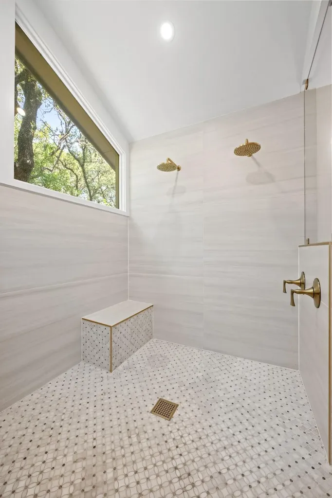 3106 Honey Tree Lane Austin TX 78746