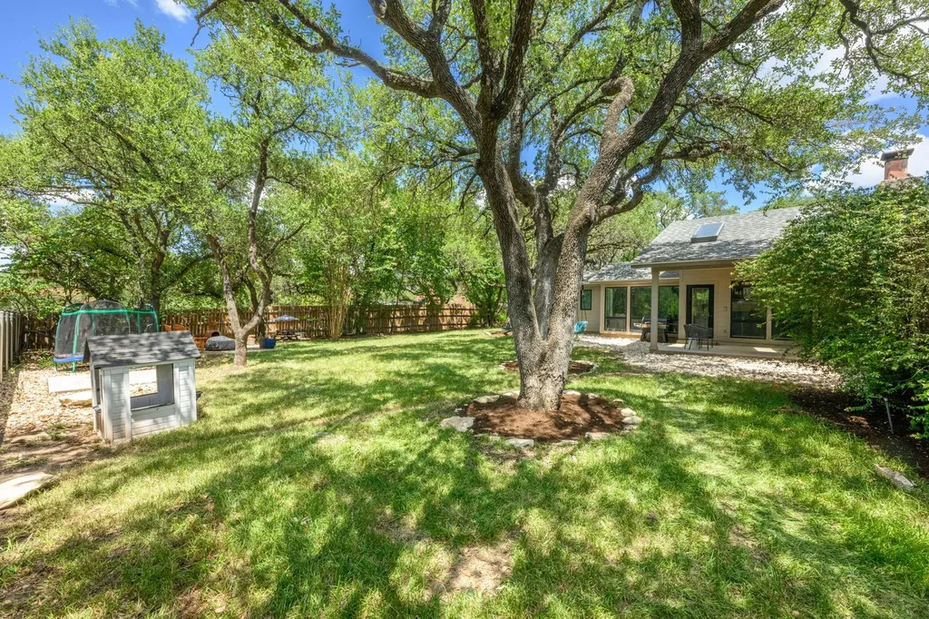 3106 Honey Tree Lane Austin TX 78746