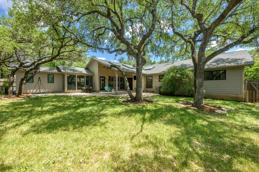 3106 Honey Tree Lane Austin TX 78746