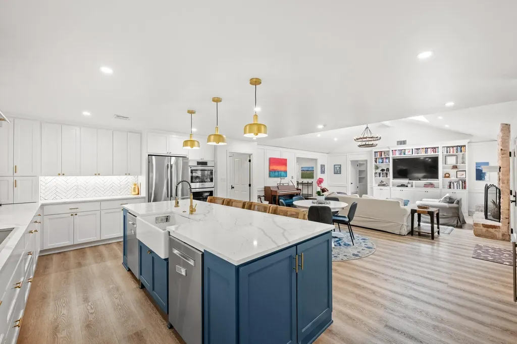 3106 Honey Tree Lane Austin TX 78746
