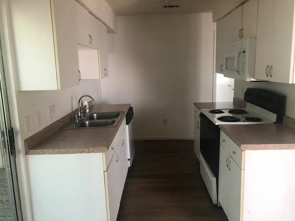 404 W Dittmar Road Austin TX 78745