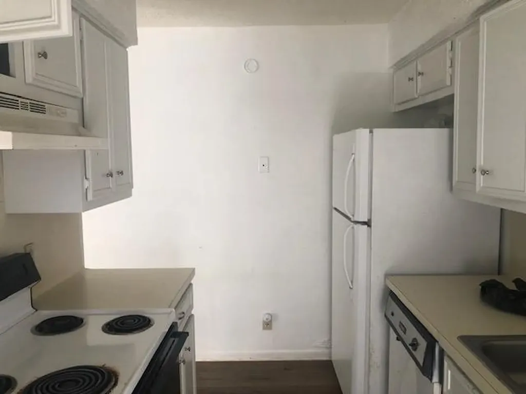 404 W Dittmar Road Austin TX 78745