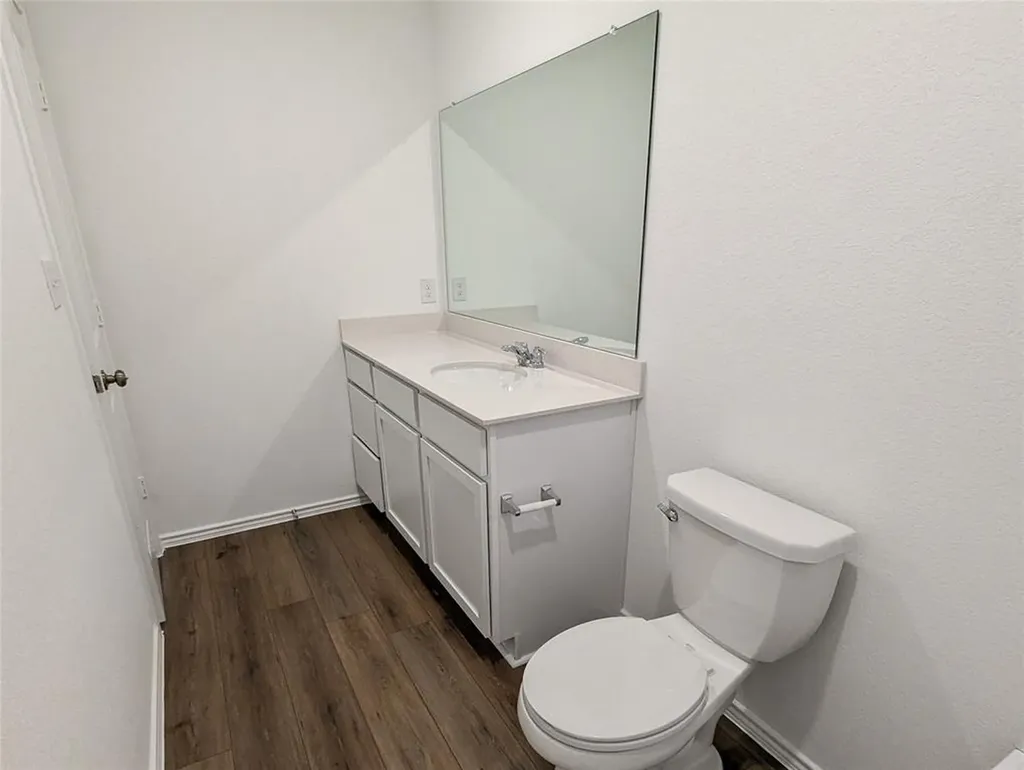 152 Avre Loop Kyle TX 78640