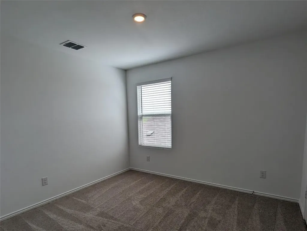 152 Avre Loop Kyle TX 78640