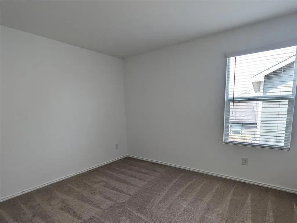 152 Avre Loop Kyle TX 78640