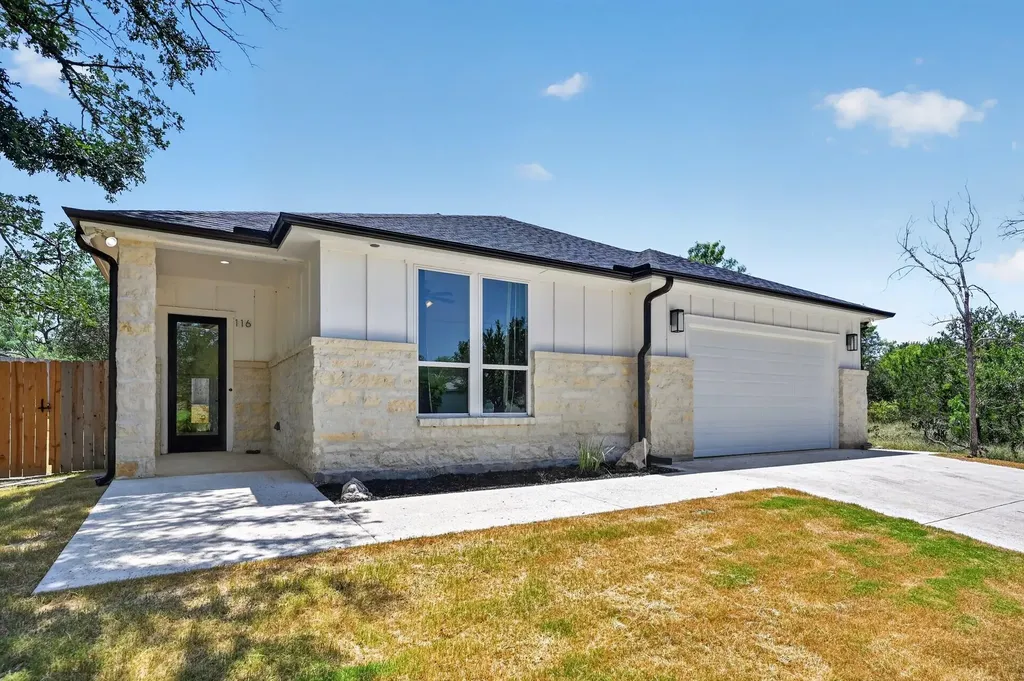 116 E Hickory Drive Granite Shoals TX 78654