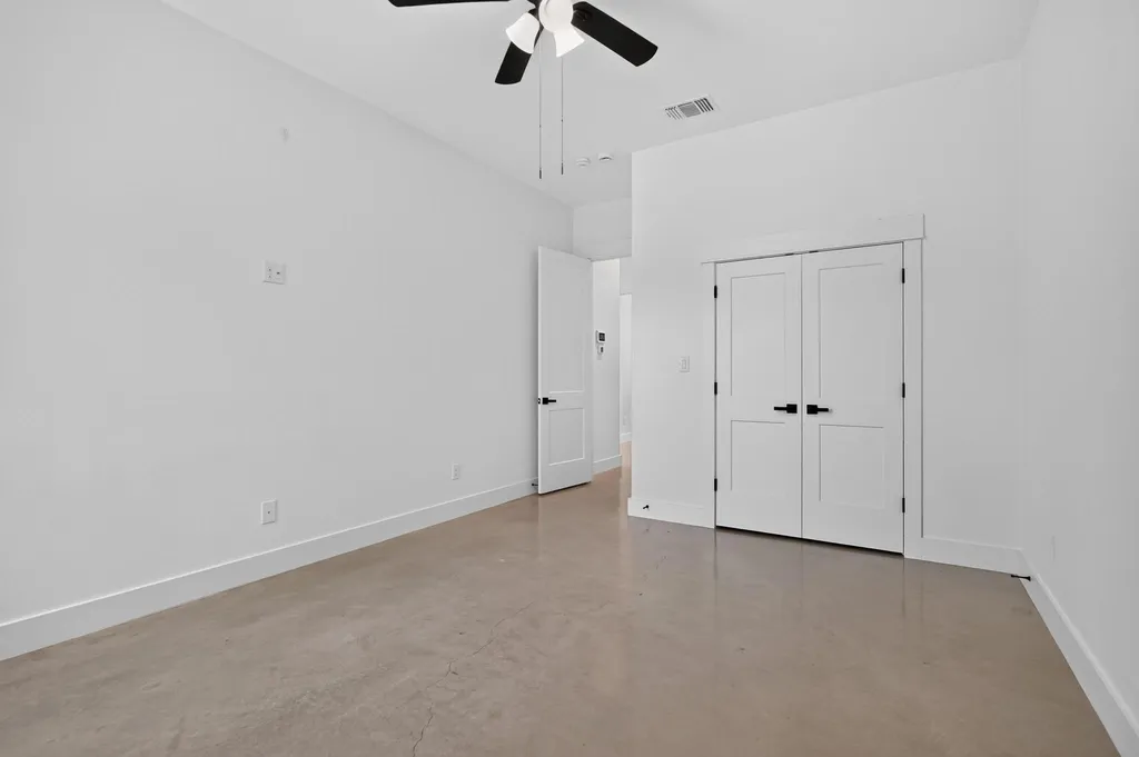 116 E Hickory Drive Granite Shoals TX 78654