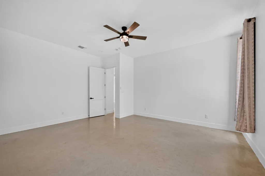 116 E Hickory Drive Granite Shoals TX 78654