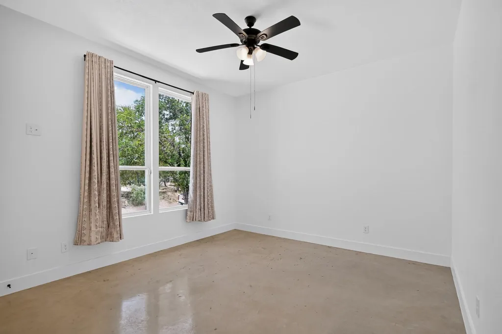 116 E Hickory Drive Granite Shoals TX 78654