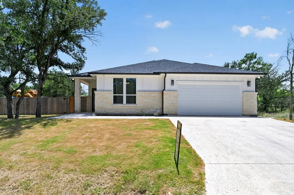 116 E Hickory Drive Granite Shoals TX 78654
