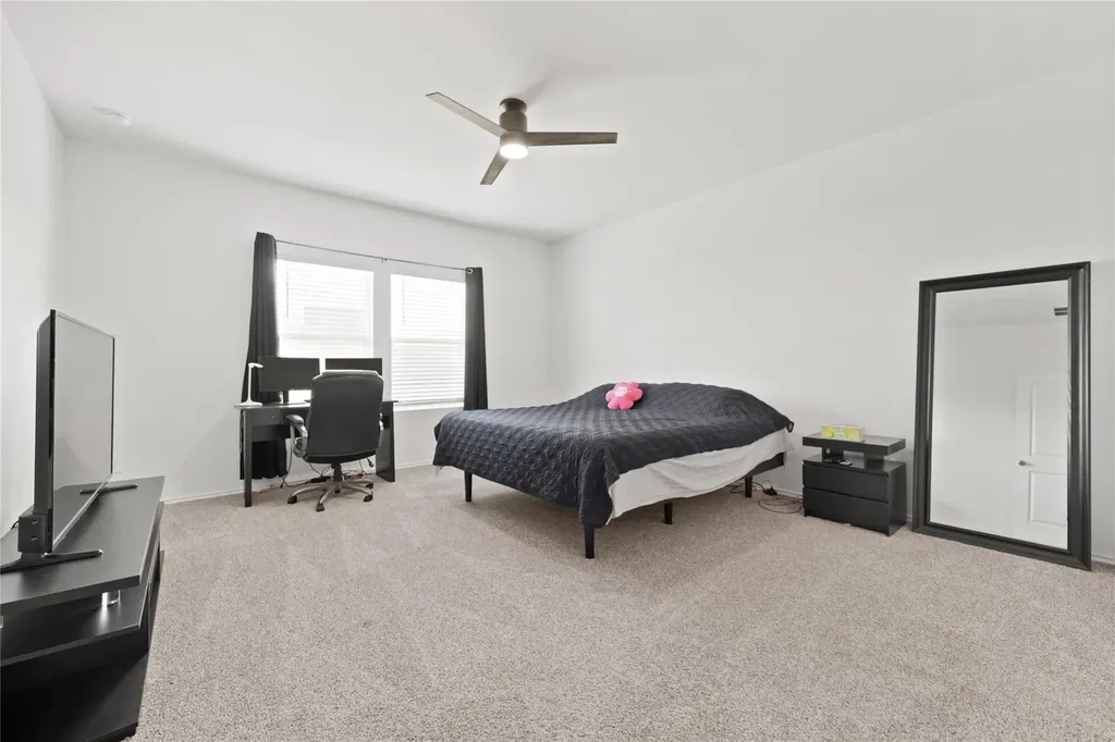 790 Arnold Loop Kyle TX 78640