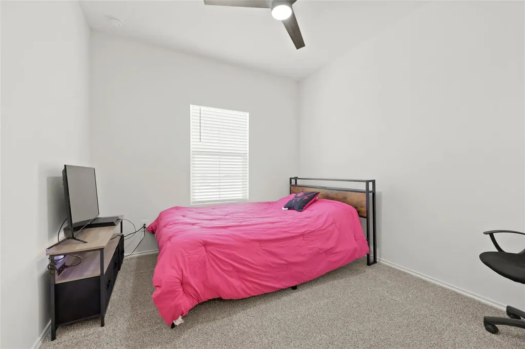 790 Arnold Loop Kyle TX 78640