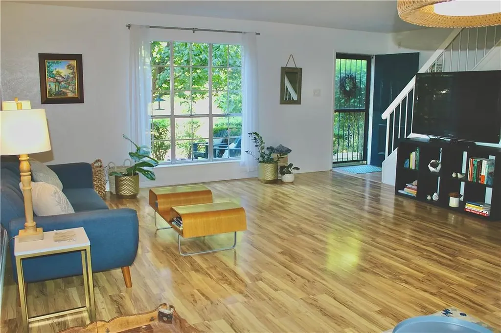 1904 Rosetti Drive Austin TX 78752