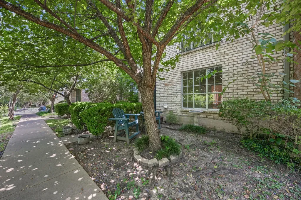1904 Rosetti Drive Austin TX 78752