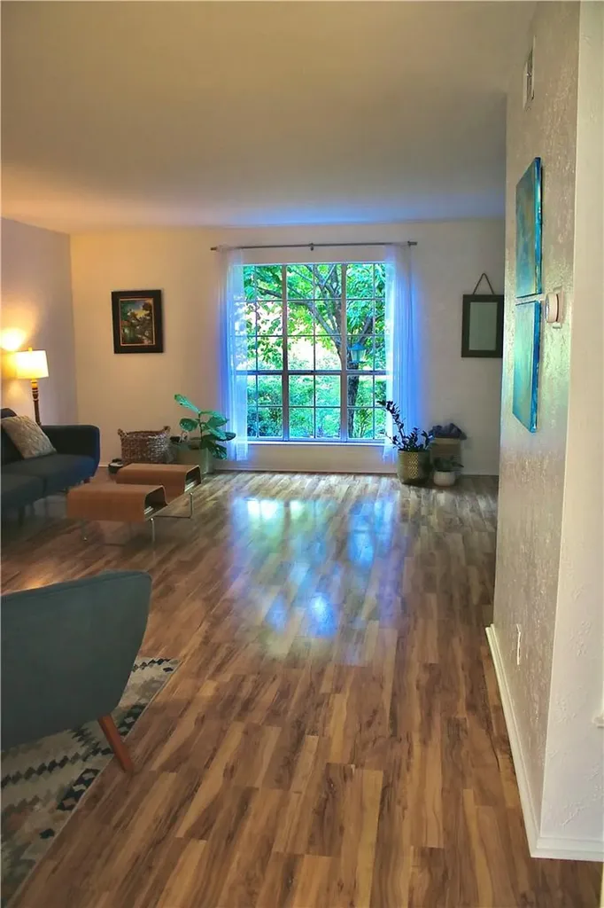 1904 Rosetti Drive Austin TX 78752