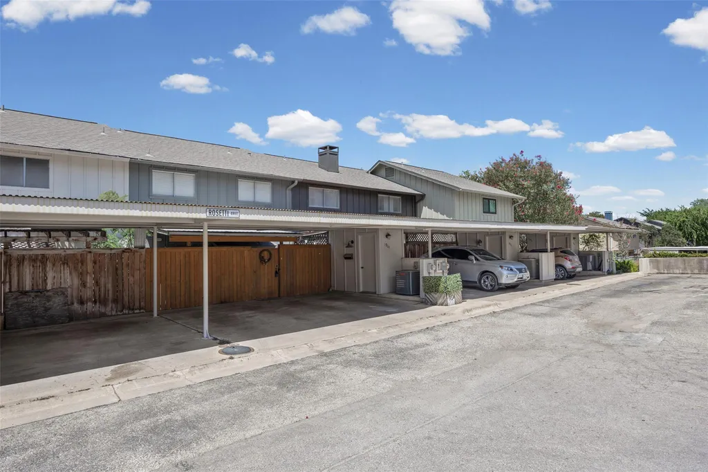 1904 Rosetti Drive Austin TX 78752