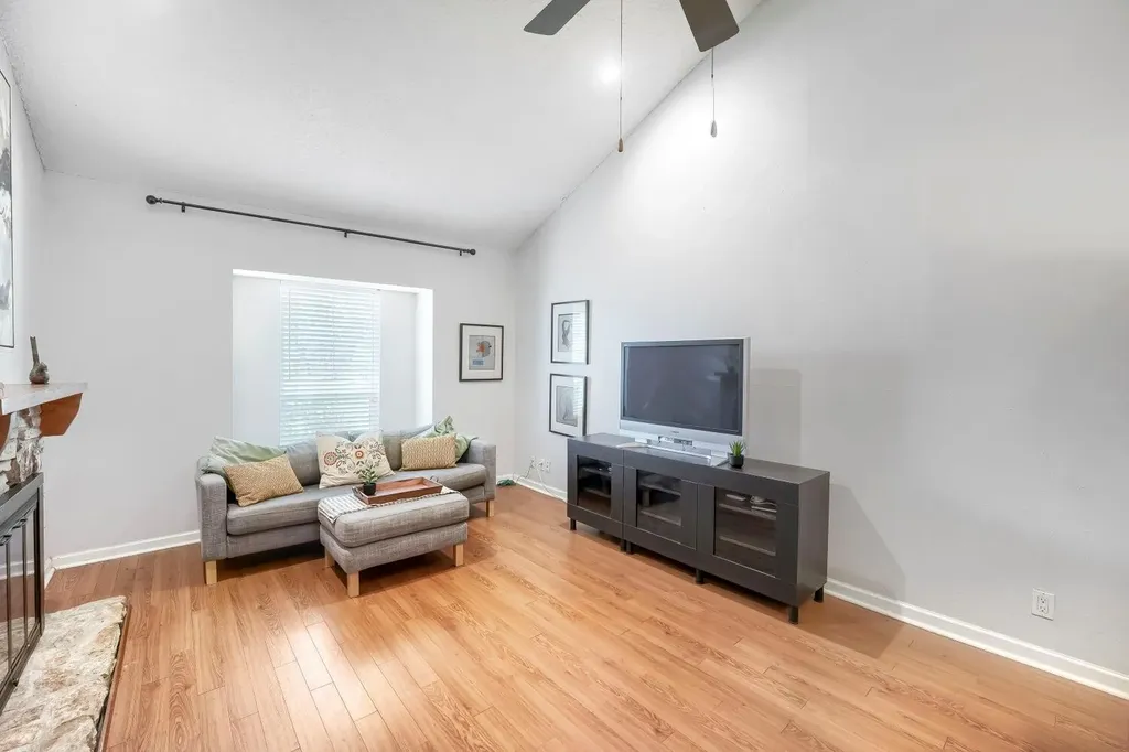 1706 Timberwood Drive Austin TX 78741