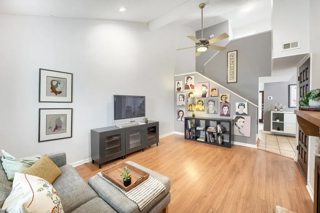 1706 Timberwood Drive Austin TX 78741