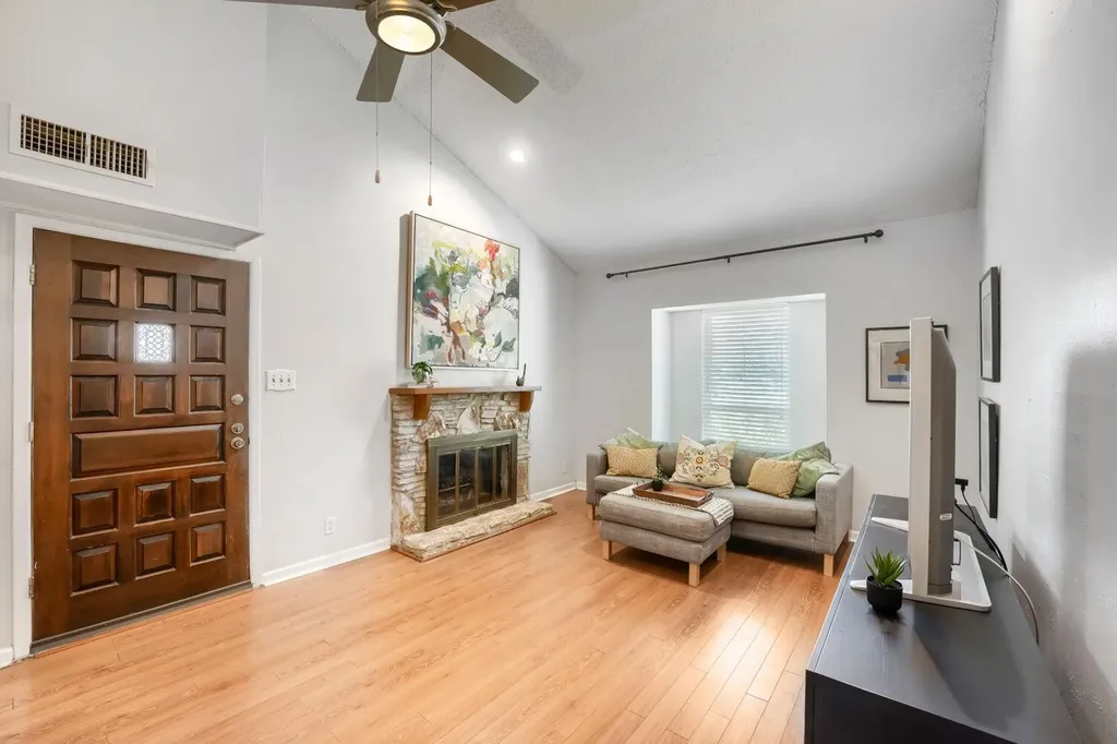 1706 Timberwood Drive Austin TX 78741