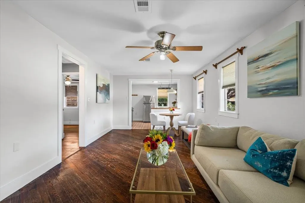 3606 Abbate Circle Austin TX 78721