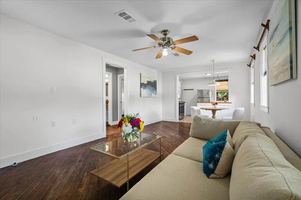 3606 Abbate Circle Austin TX 78721