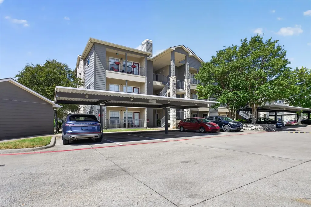 2320 Gracy Farms Lane Austin TX 78758