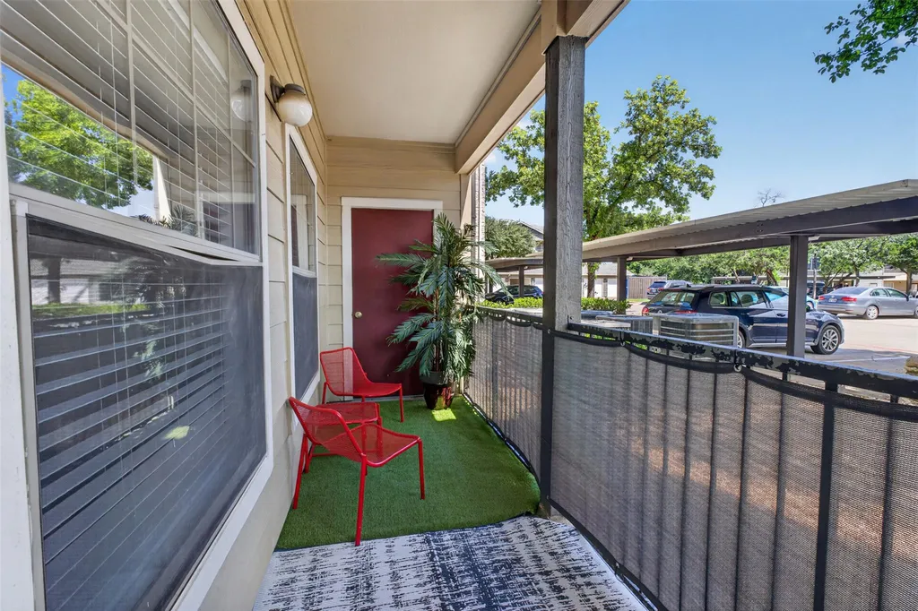 2320 Gracy Farms Lane Austin TX 78758