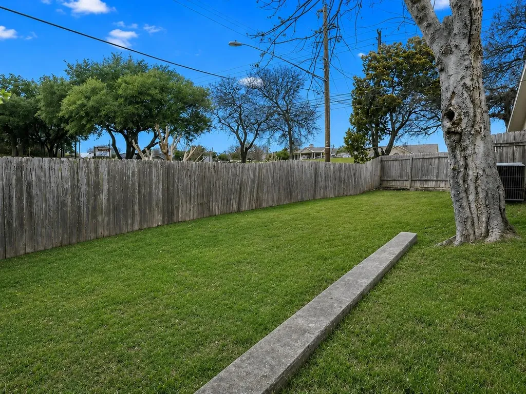 11118 Wandering Way Austin TX 78754