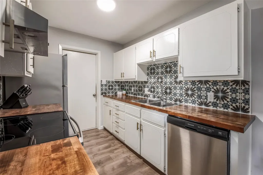 11118 Wandering Way Austin TX 78754
