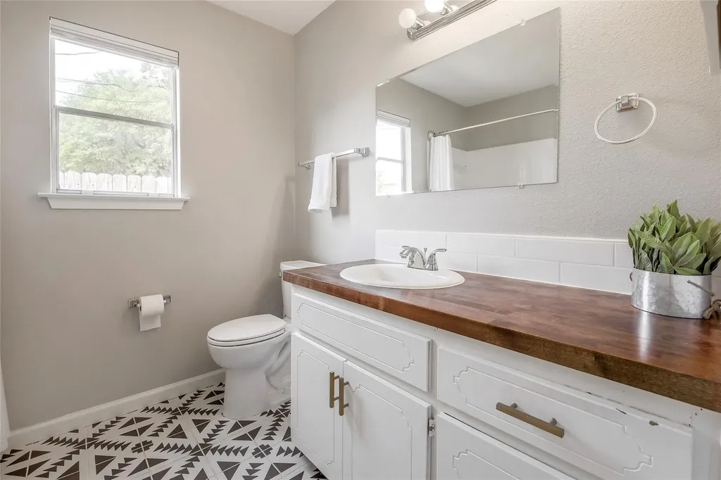 11118 Wandering Way Austin TX 78754