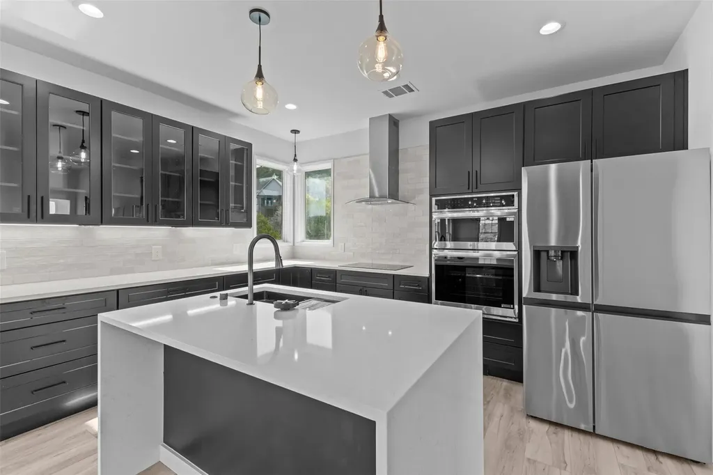 11005 Beach Road Leander TX 78641