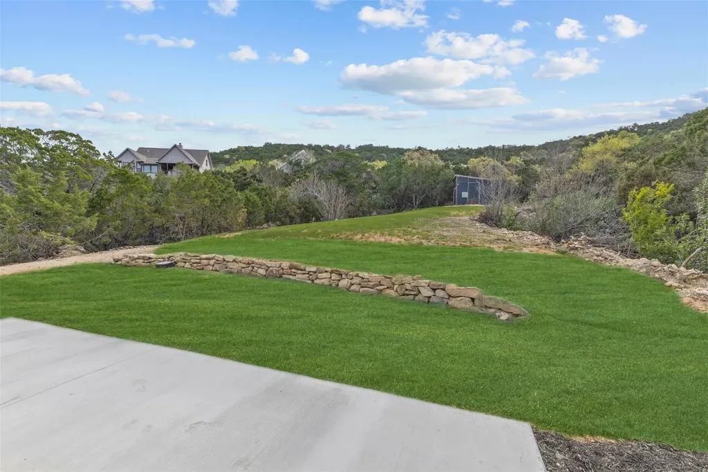 11005 Beach Road Leander TX 78641