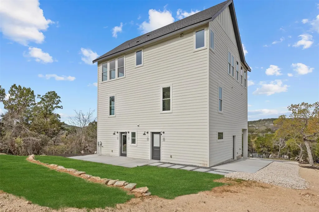 11005 Beach Road Leander TX 78641