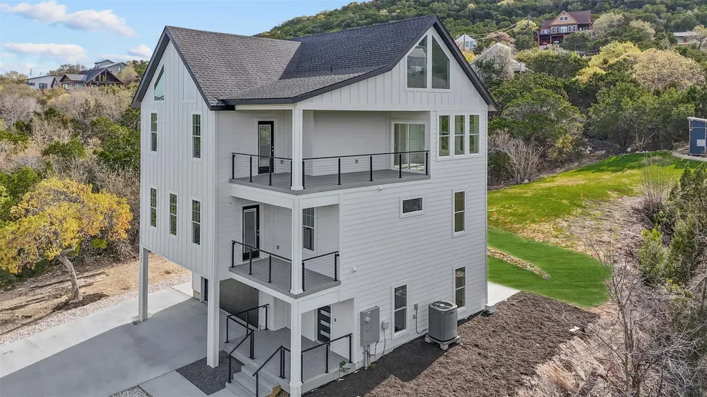 11005 Beach Road Leander TX 78641