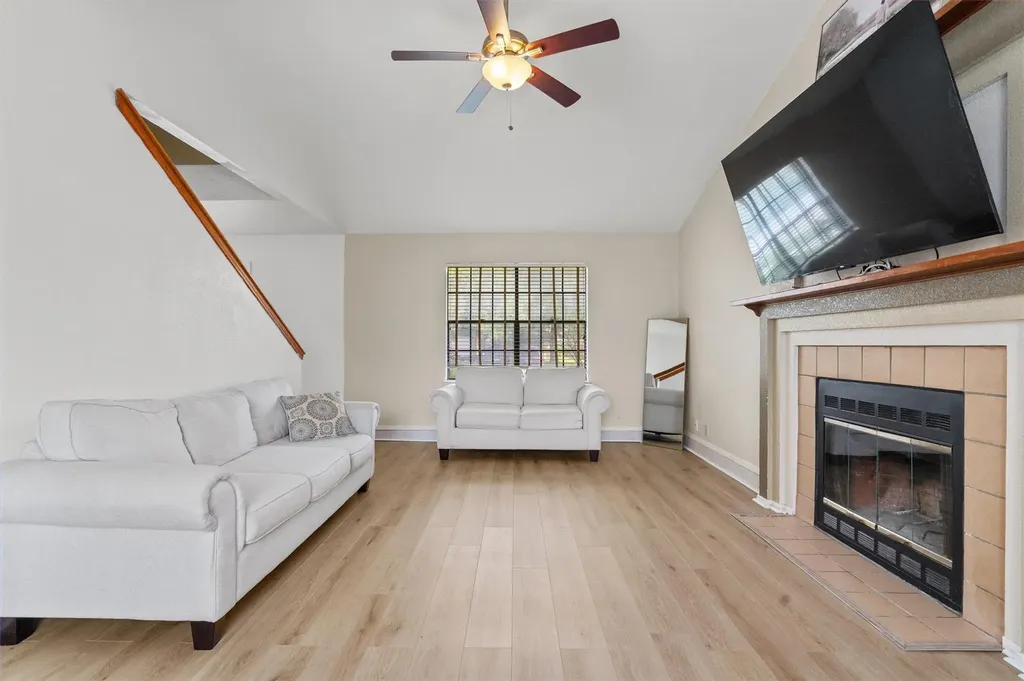 1520 Clearview Loop Round Rock TX 78664
