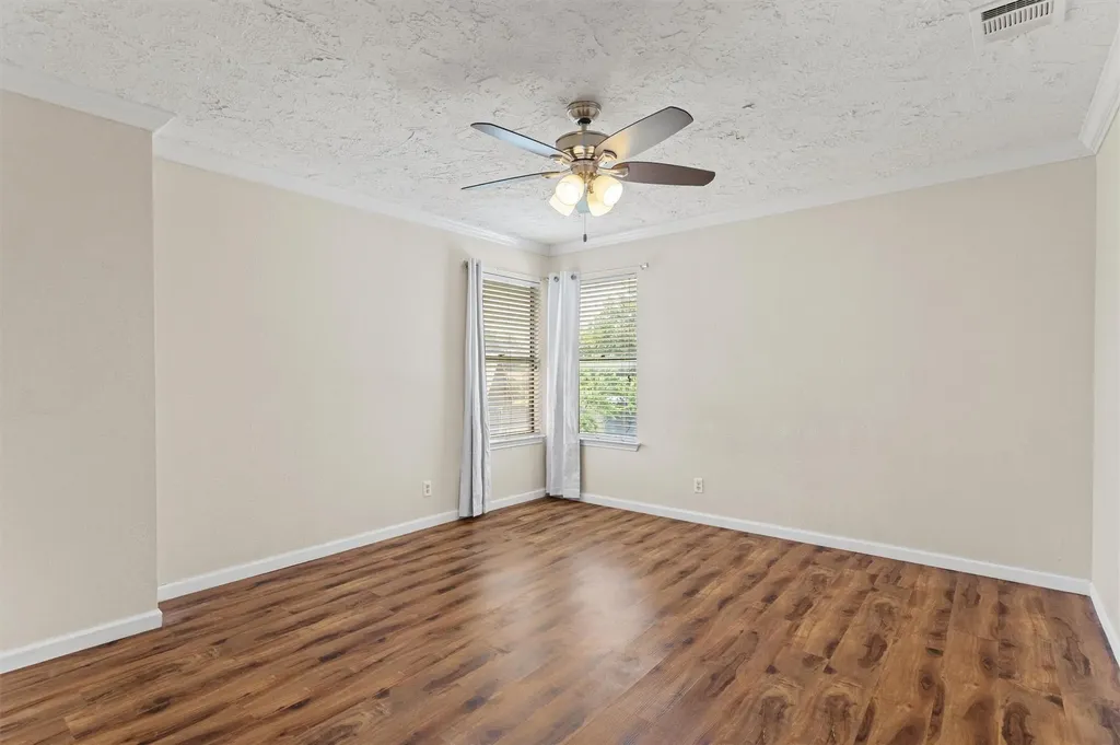 1520 Clearview Loop Round Rock TX 78664