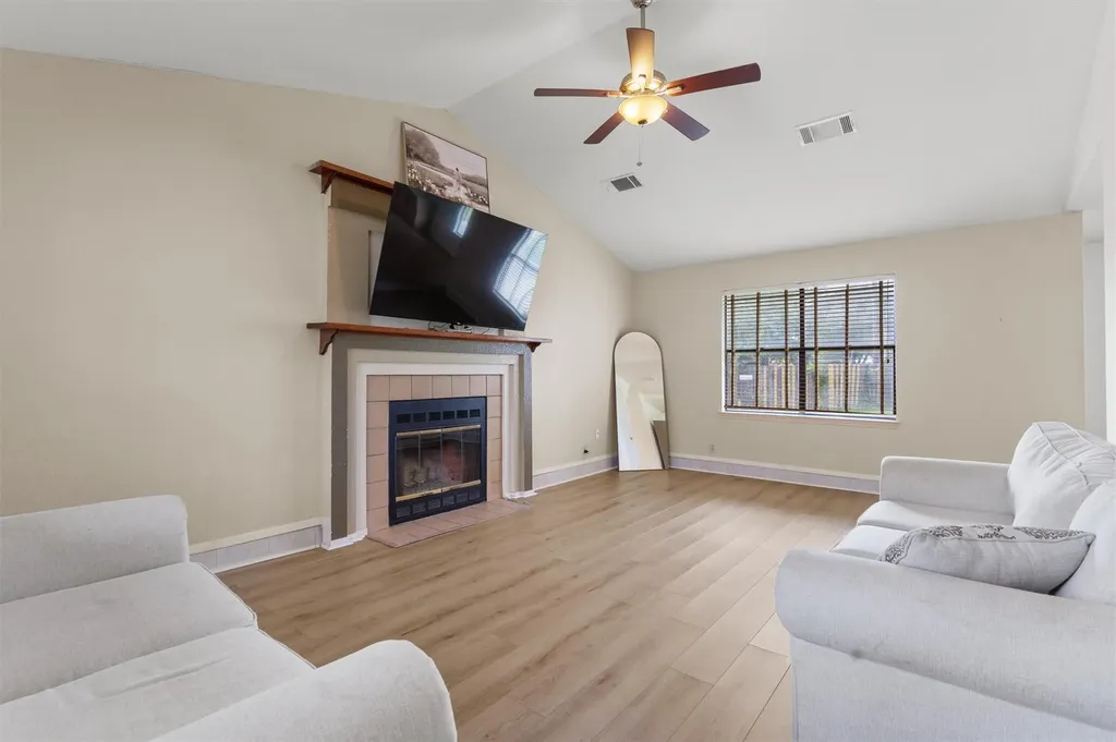 1520 Clearview Loop Round Rock TX 78664