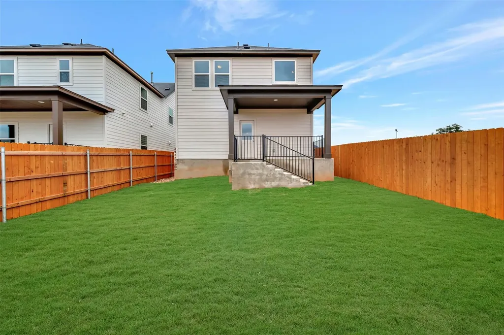 579 Bishop Wood Road Dripping Springs TX 78620
