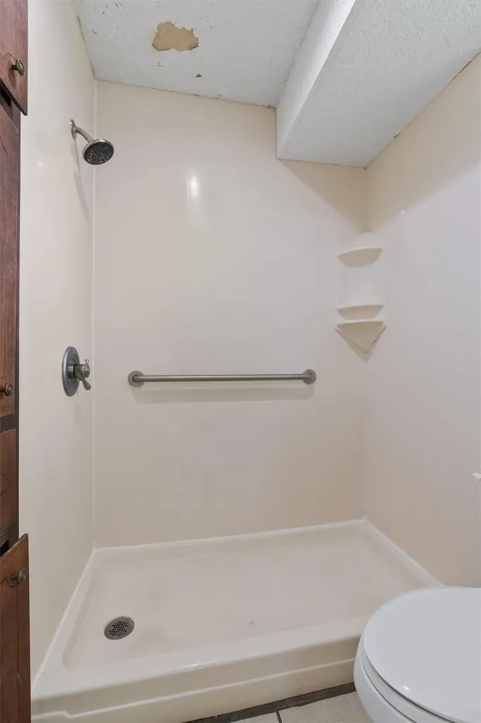 4809 Bayside Drive Austin TX 78744