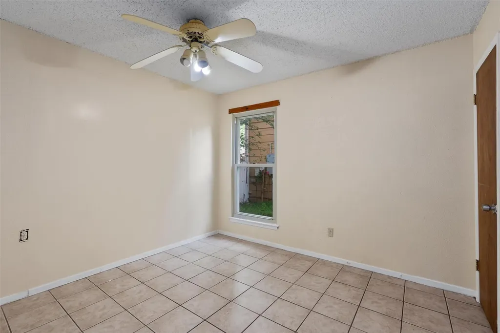 4809 Bayside Drive Austin TX 78744